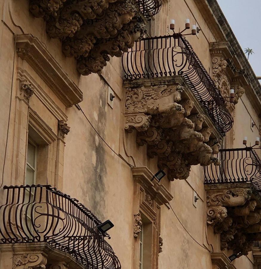 Artroom Garden Noto Kültér fotó