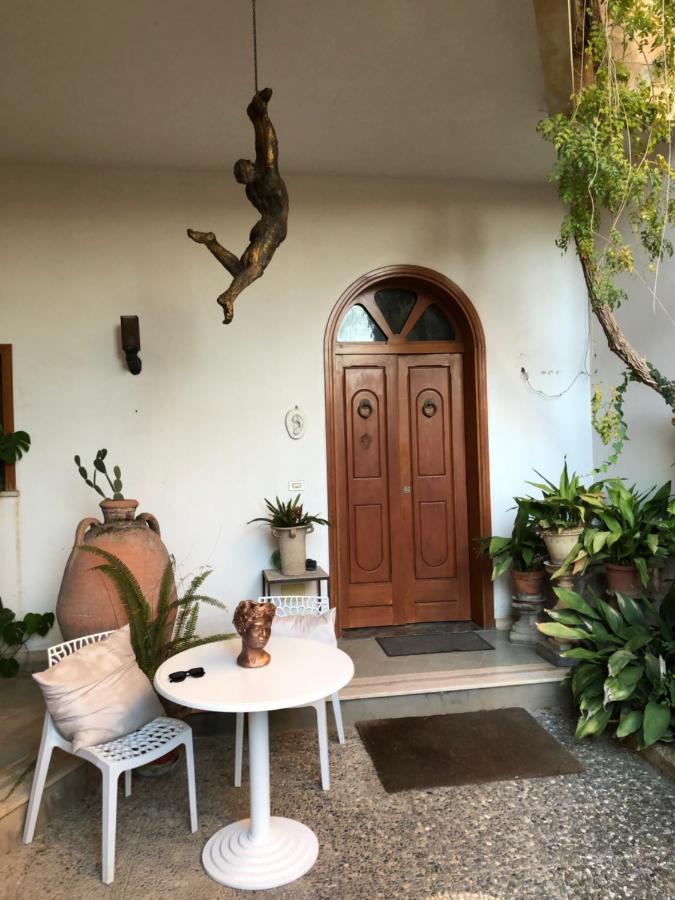 Artroom Garden Noto Kültér fotó